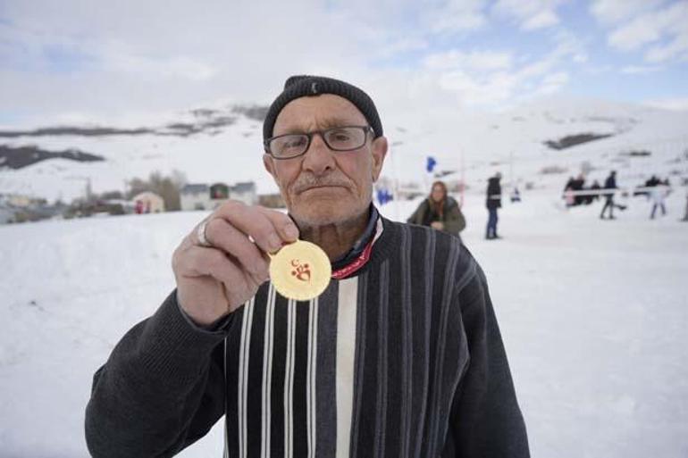 Köyde 32 yıllık ilginç gelenek: Bugüne kadar babama karşı hiç kazanamadım