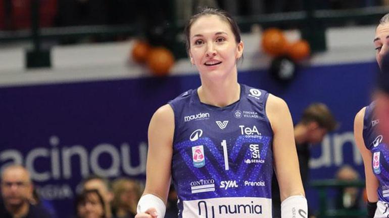 VakıfBankta sürpriz ayrılık Saliha Şahinin yerine Beşiktaşa