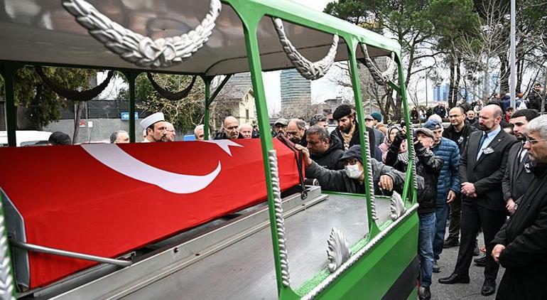 Kaligrafi sanatçısı Etem Çalışkan son yolculuğuna uğurlandı