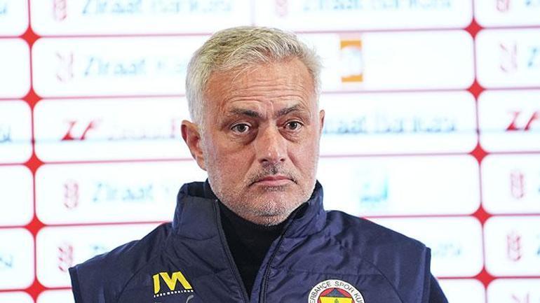 Fenerbahçede Jose Mourinho açıkladı Yeni transfer Süper Lig ve Avrupa listesinde yok