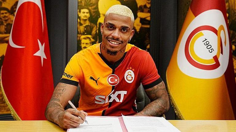 Galatasarayda UEFA listesi kararı Yeni transfer eklenmedi