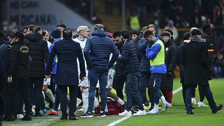 Galatasaray - Adana Demirspor maçı dünya basınında gündem oldu Türkiyede büyük rezalet