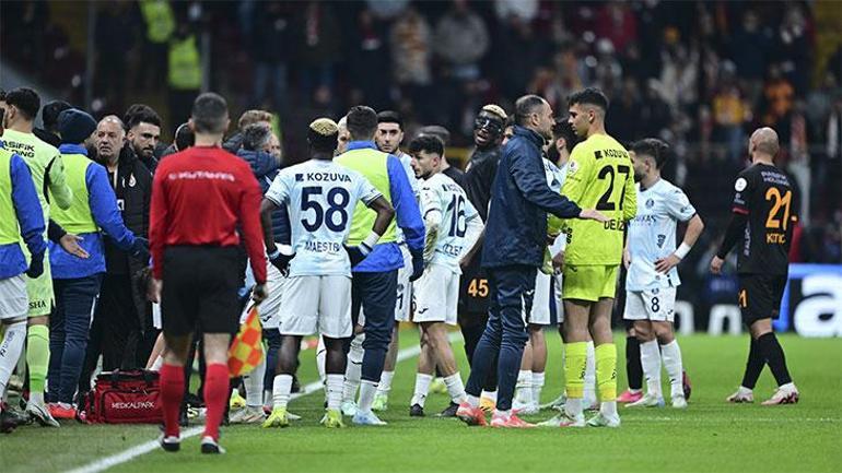 Galatasaray - Adana Demirspor maçının perde arkası ortaya çıktı Takımı sahadan çekiyorum Bu nasıl penaltı