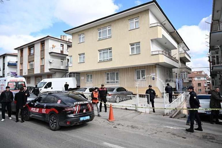 Son dakika... Ankarada şizofren anne katliam yaptı: 3 çocuğunun bileklerini kesti