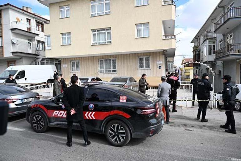 Son dakika... Ankarada şizofren anne katliam yaptı: 3 çocuğunun bileklerini kesti