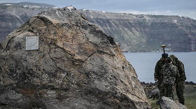 Son dakika... Egede deprem fırtınası sürüyor: Santorinide en huzursuz gece