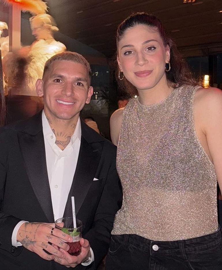 Galatasarayda Torreira için doğum günü partisi Okan Buruk ile dans etti