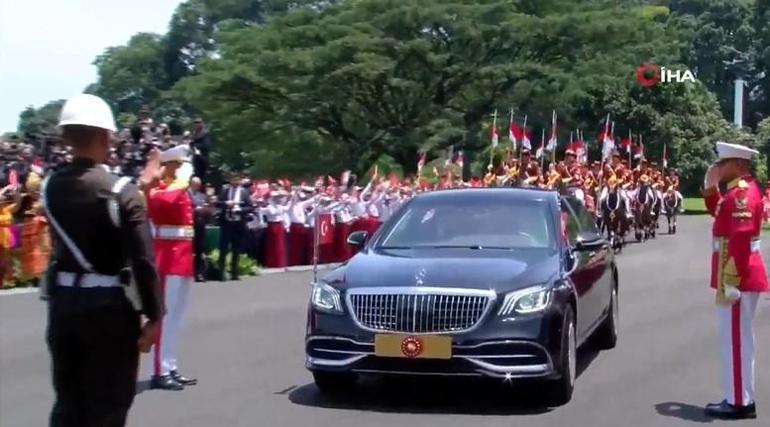 Cumhurbaşkanı Erdoğana Endonezyada resmi törenle karşılama