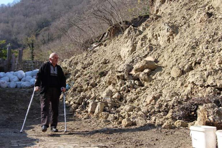 Bir gecede hayatları değişti: Burayı afet bölgesi ilan edelim, sizi buradan çıkartalım