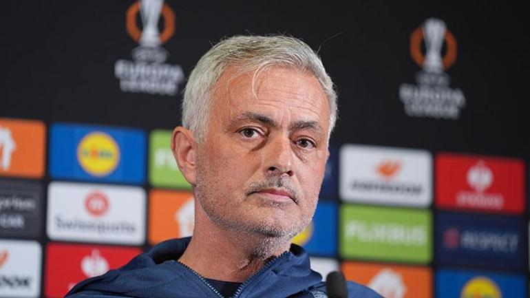 Fenerbahçede Jose Mourinhodan şaşırtan Icardi yanıtı: Çok büyük bir GOAT