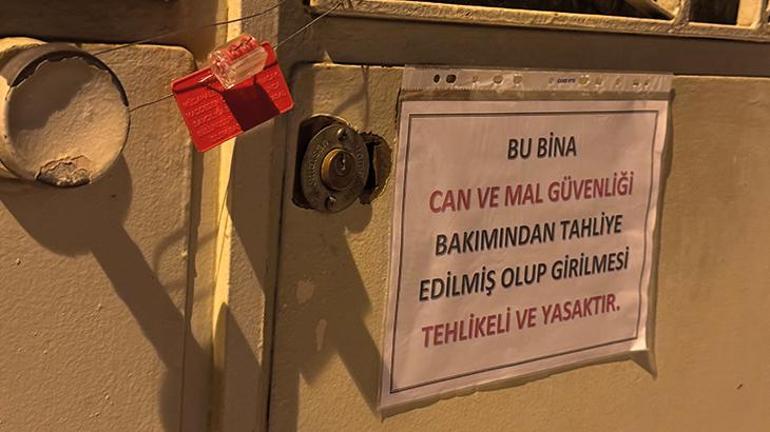 Son dakika Üsküdarda toprak kayması 2 bina boşaltıldı