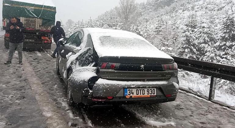 Son dakika... TEM’de aynı noktada 3 farklı kaza