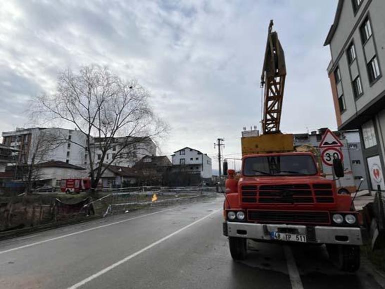 3 gündür yanıyor, ekipler başında bekliyor Yerin 47 metre altından gelen ateş