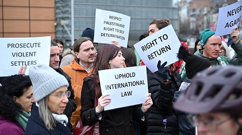 AB çalışanları, AB-İsrail Ortaklık Konseyi Toplantısını protesto etti