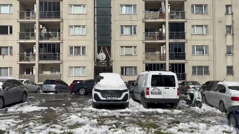 Beylikdüzünde feci olay Ev arkadaşını kalbinden bıçakladı