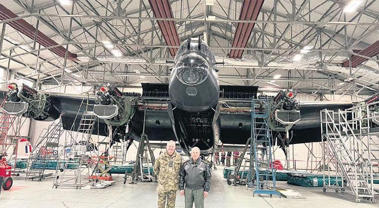 Eurofighter pozu ‘komşu’yu korkuttu