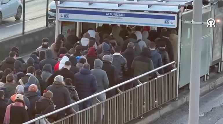 İstanbulda haftanın ilk iş gününde trafik kilit