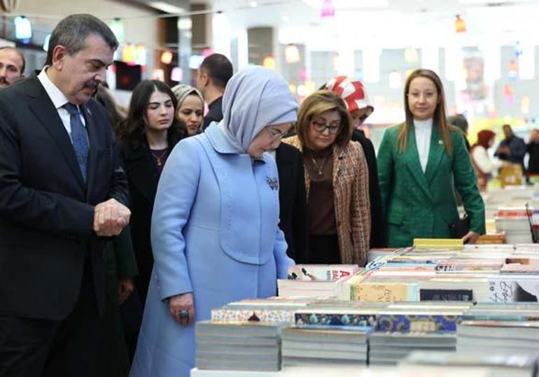 Emine Erdoğan, 2. Şule Yüksel Şenler Kitap ve Kültür Günleri Programında konuştu