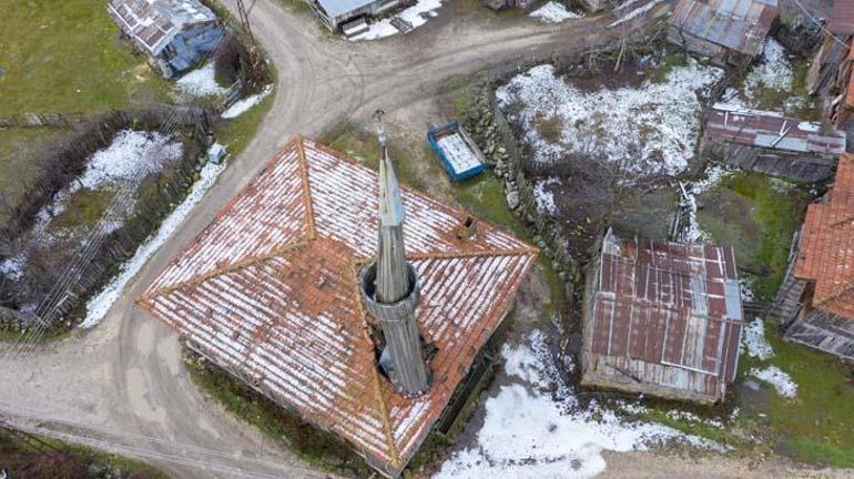 İçerisi görenleri hayrete düşürüyor Tarihi cami eski ihtişamına kavuşacak