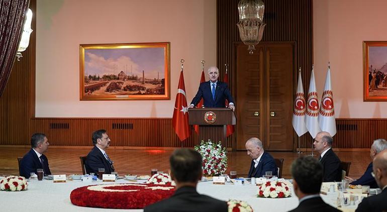 TBMM Başkanı Kurtulmuş: Türkiye kendisine gösterilen yerde değil, istediği yerde oturacak