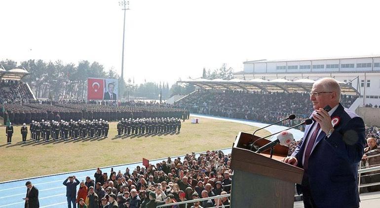 Bakan Güler: PKK derhal ve koşulsuz olarak silahları teslim etmelidir