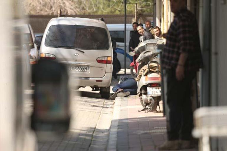 Yer: Çanakkale Tüfekle balkona çıktı, dehşet saçtı Vurularak durduruldu