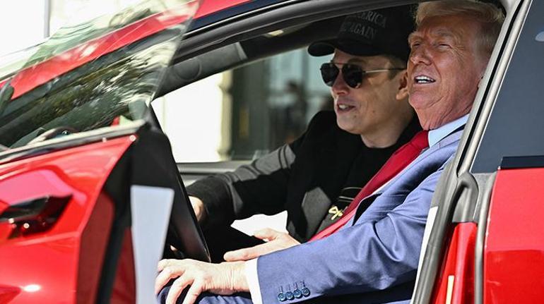 Tesla hisseleri düşünce Trump reklama başladı