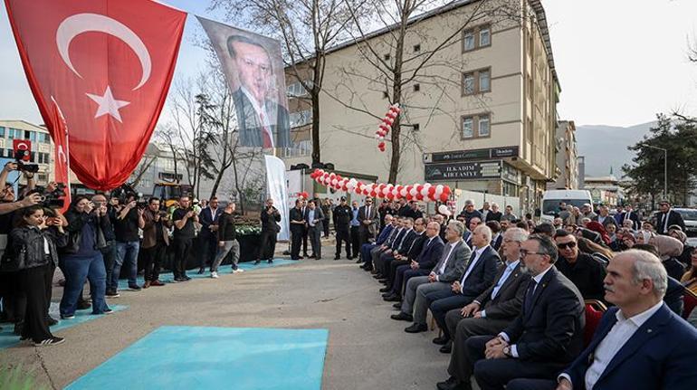 AK Parti Genel Başkanvekili Efkan Aladan Bursada önemli açıklamalar: Bütün Türkiyede bir hava estiriliyor