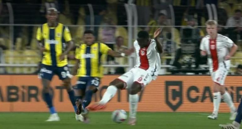 Fenerbahçe maçında tartışılan pozisyon Eski hakem yorumladı: Bunu yaparken vücudu genişletiyorsa penaltı