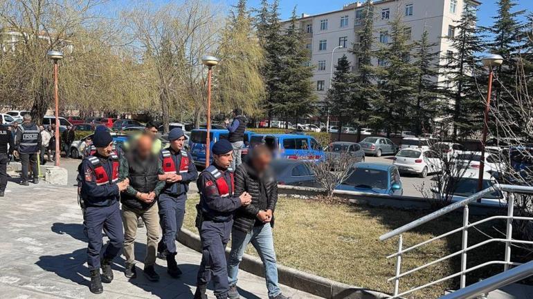 Niğdede mumya satmaya çalışırken yakalandılar Valilikten açıklama geldi