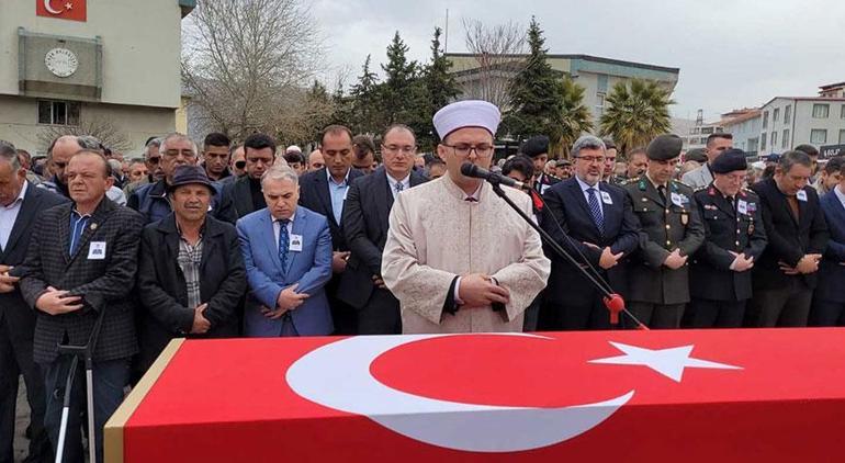 Kalp krizinden hayatını kaybeden uzman çavuş Afyonda toprağa verildi