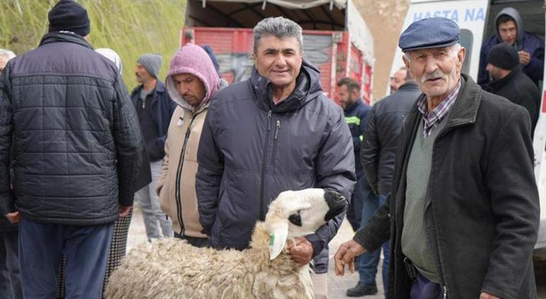 Kendisi patron kocası çoban Eşimin sigortasını ben ödüyorum