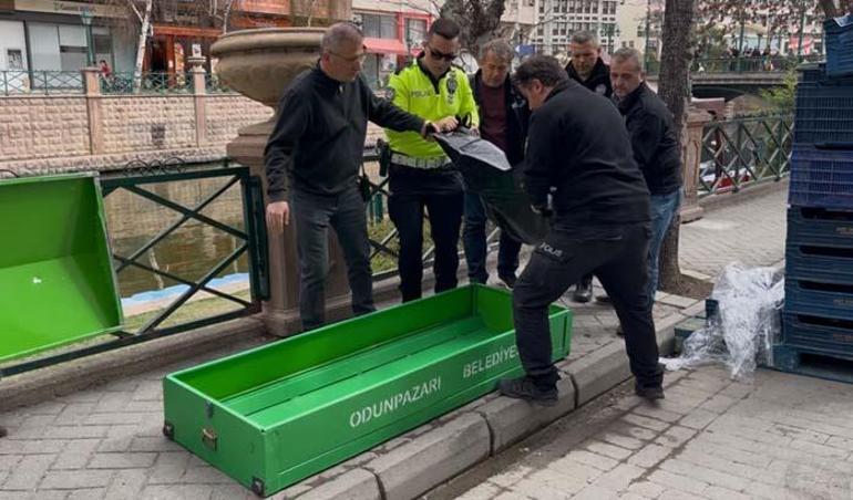 Porsuk Çayında cansız bedeni bulundu Ünlü sanatçının ablası olduğu ortaya çıktı