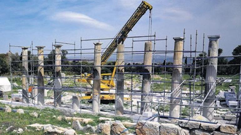 Dionysos Tapınağı ayağa kaldırılıyor