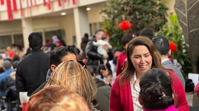 Kanadanın ilk Türk milletvekili: Şima Açan