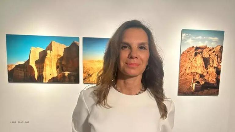 ‘Kesişmeler’ sergisi Nisa Savaş’ın kurucu direktorü oldugu Vision Art Platform’da açıldı