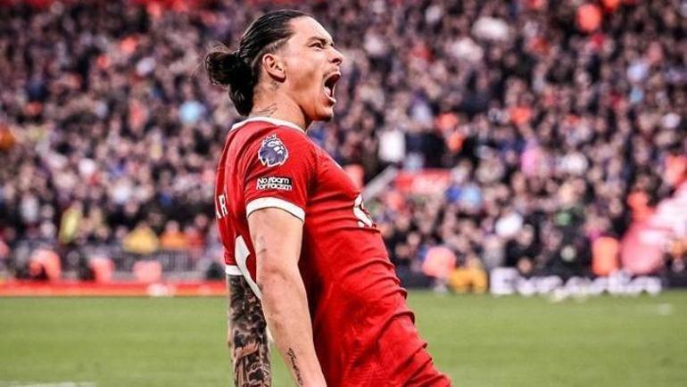 Mourinhonun istediği golcü Fenerbahçeye Osimhen transferde kilit faktör