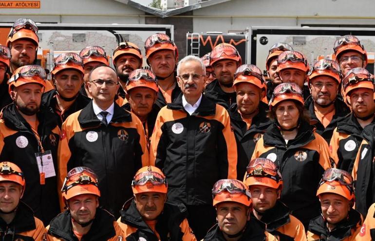 İşte arama kurtarma ordusu KARAKURT: ‘Deprem ve afet eğitimi alıp sahaya çıkacaklar’
