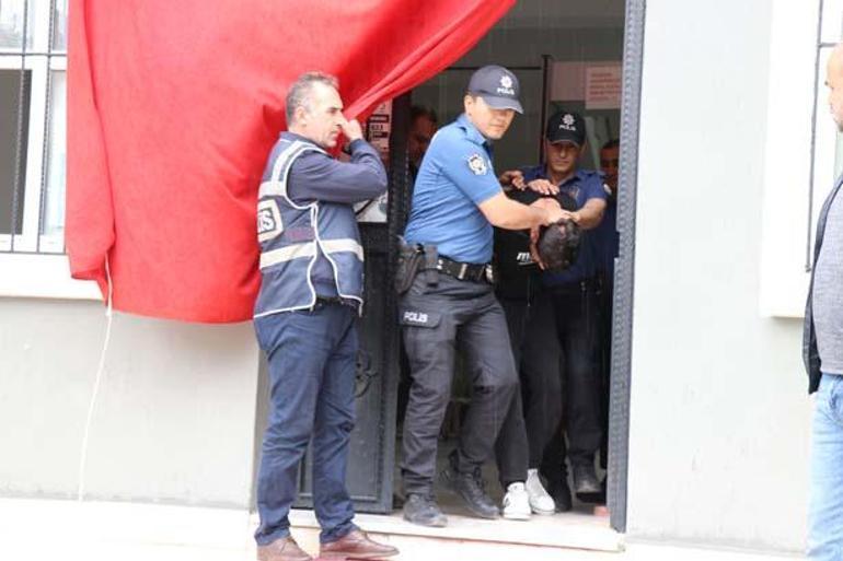 Türkiyeyi sarsan olayda annenin ifadesi ortaya çıktı Polisten kafa eğik, ters kelepçe tutuklama