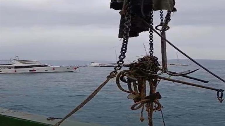 Bodrumda denizin dibinden çıktı Tam 200 ton tonoz