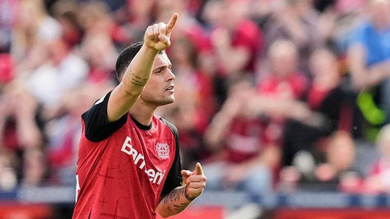 Galatasaraydan transfer bombası Menajeri İstanbula çağrıldı