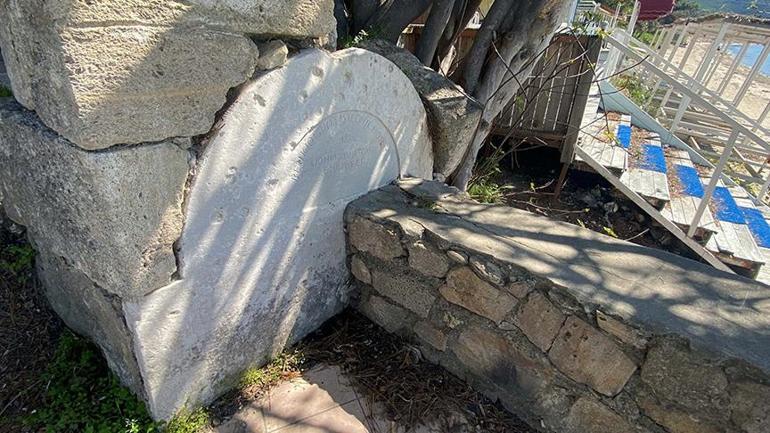 Duvarın içinden çıktı 170 yıllık ‘hazine’ şaşkına çevirdi