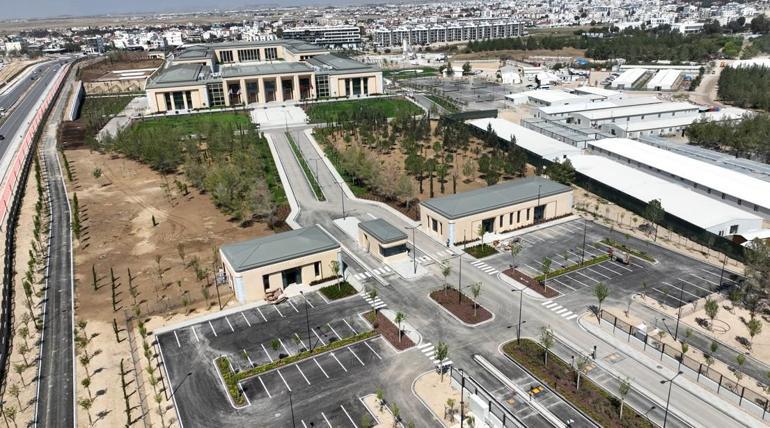 Türkiyeden yavru vatana dev eser Erdoğan: Bugün bu topraklara bir mühür daha vuruyoruz