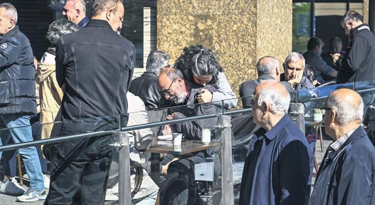 Sırrı Süreyya Önder 18 günlük yaşam mücadelesini kaybetti