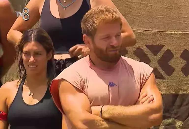 Survivor İsmail Balabanın karnı burnunda eşi aşka geldi Maşallah bir tanem