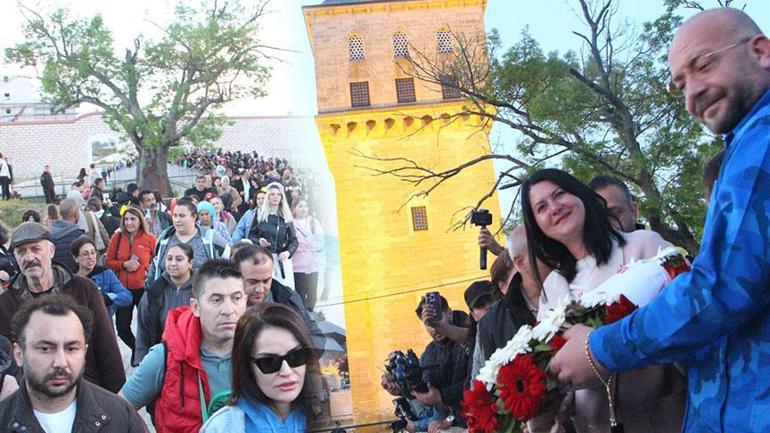 Burası Türkiye Binlerce kişi sabahın erken saatlerinde akın etti, halkı nehirde selamladı