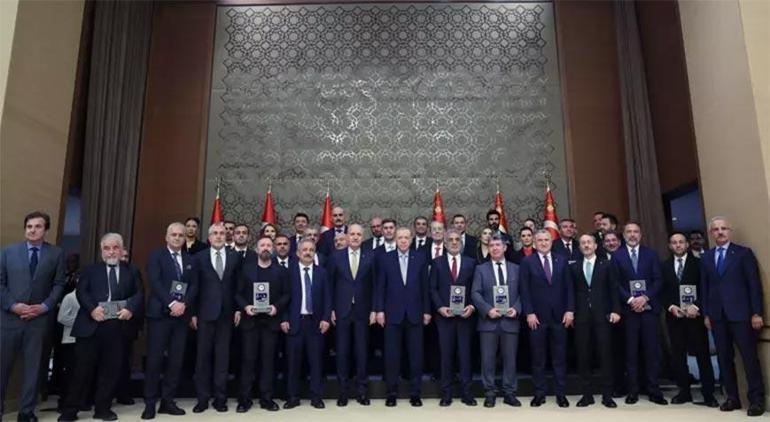 CNN Türke Yılın Televizyonu ödülü
