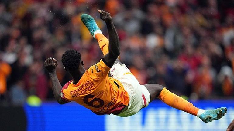 Galatasarayda Davinson Sanchez krizi Şok ayrılık iddiası