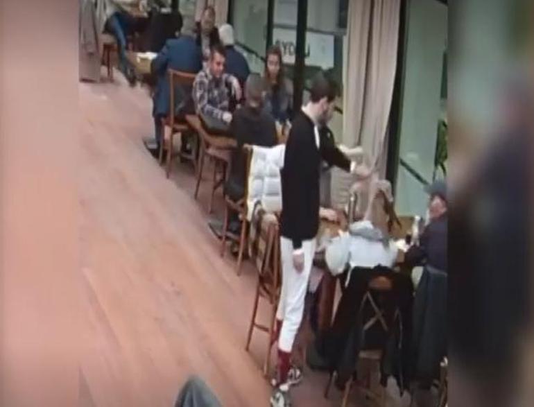 Danla Bilice saldırı anına ait yeni görüntüler Başından aşağı içecek dökmüş