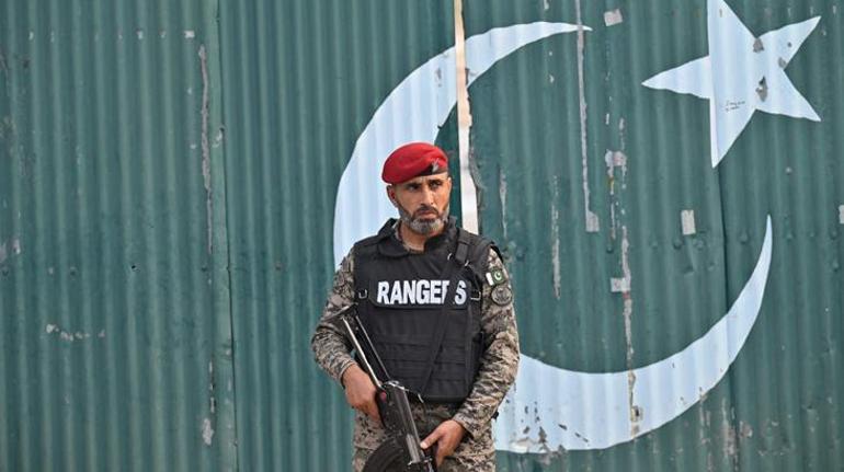 İki nükleer güç karşı karşıya İşte Hindistan ve Pakistanın askeri güçleri